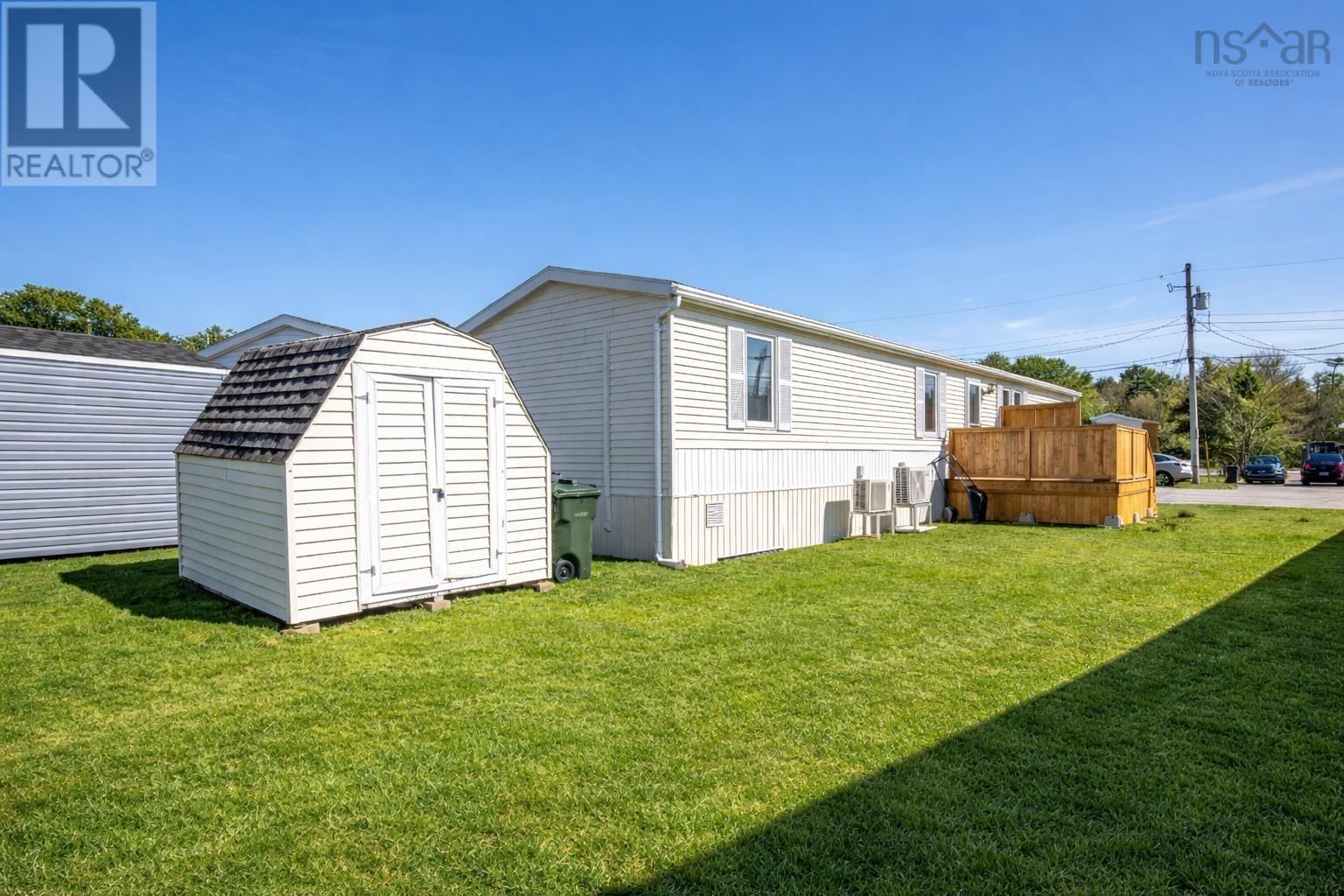 6 ALDERWOOD COURT Image 12