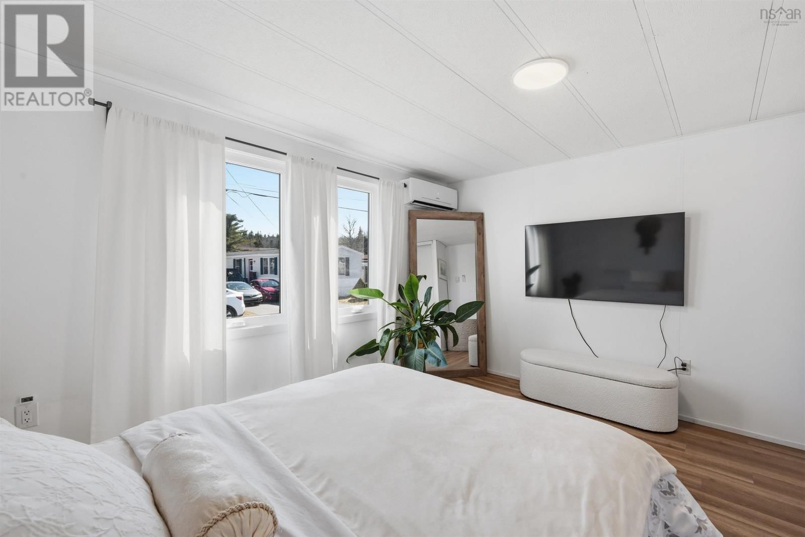 6 ALDERWOOD COURT Image 22