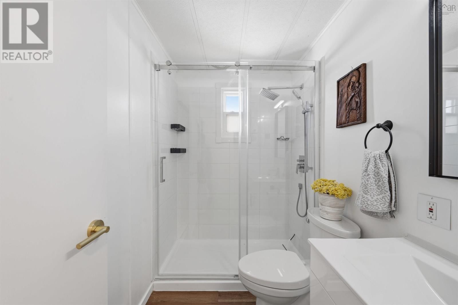 6 ALDERWOOD COURT Image 27