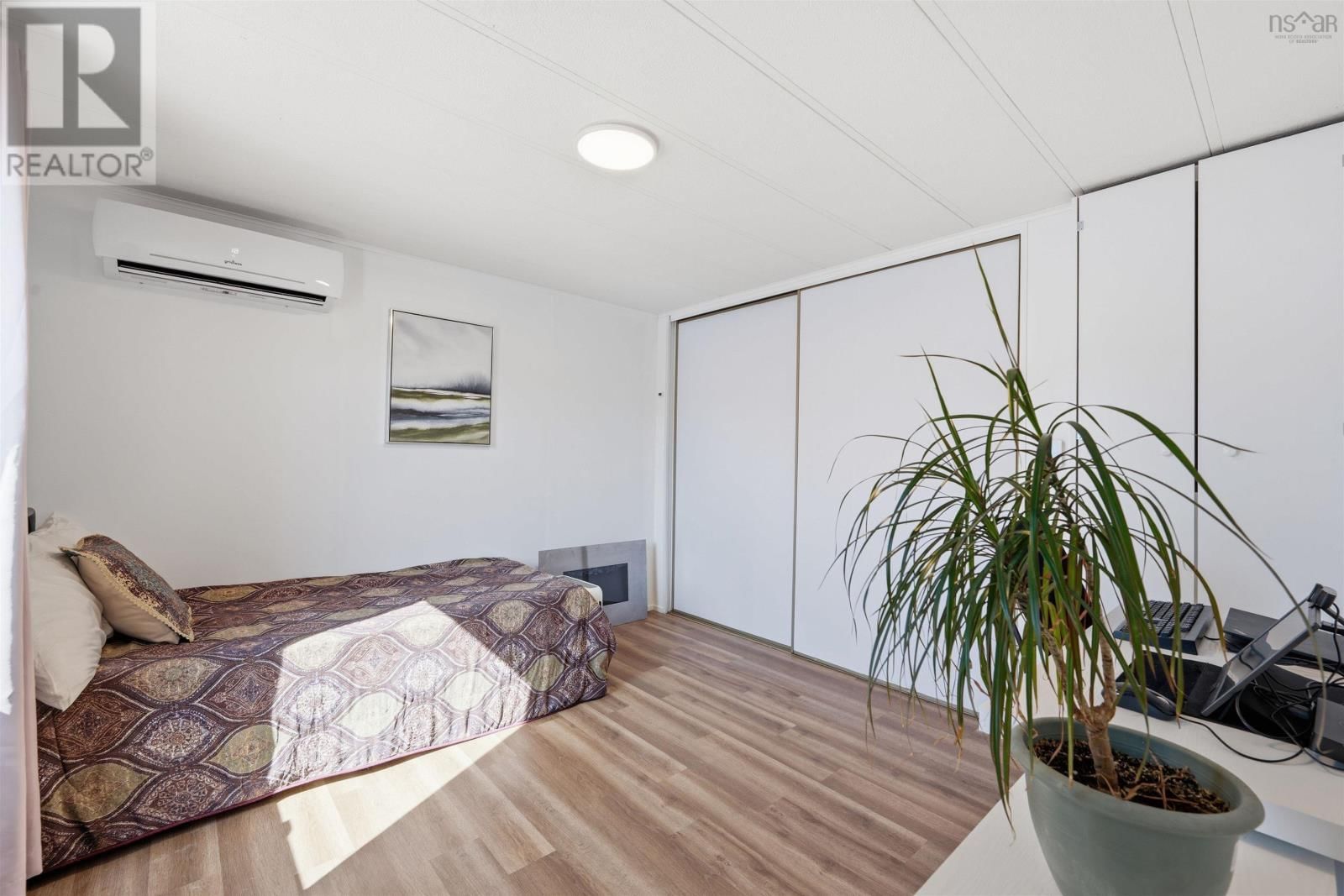 6 ALDERWOOD COURT Image 29