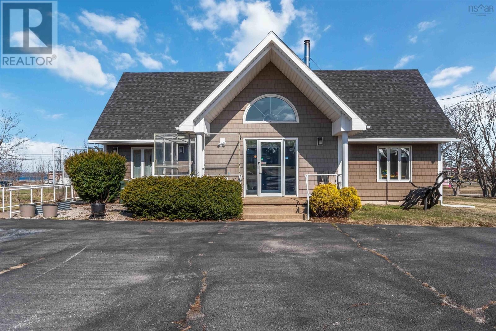 3213 Highway 1, Belliveaus Cove, Nova Scotia B0W 3T0