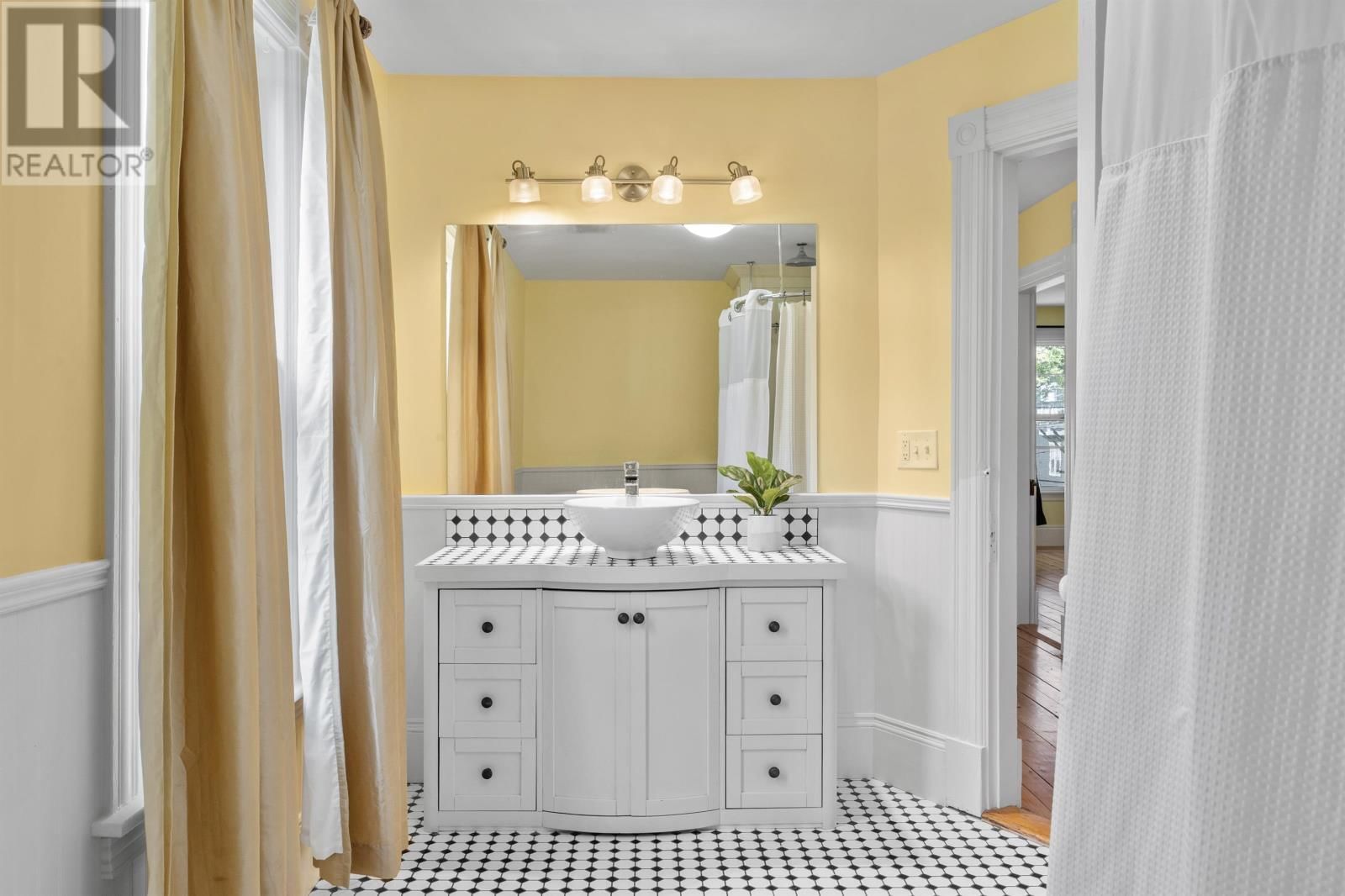 91 UPPER PRINCE STREET Image 34