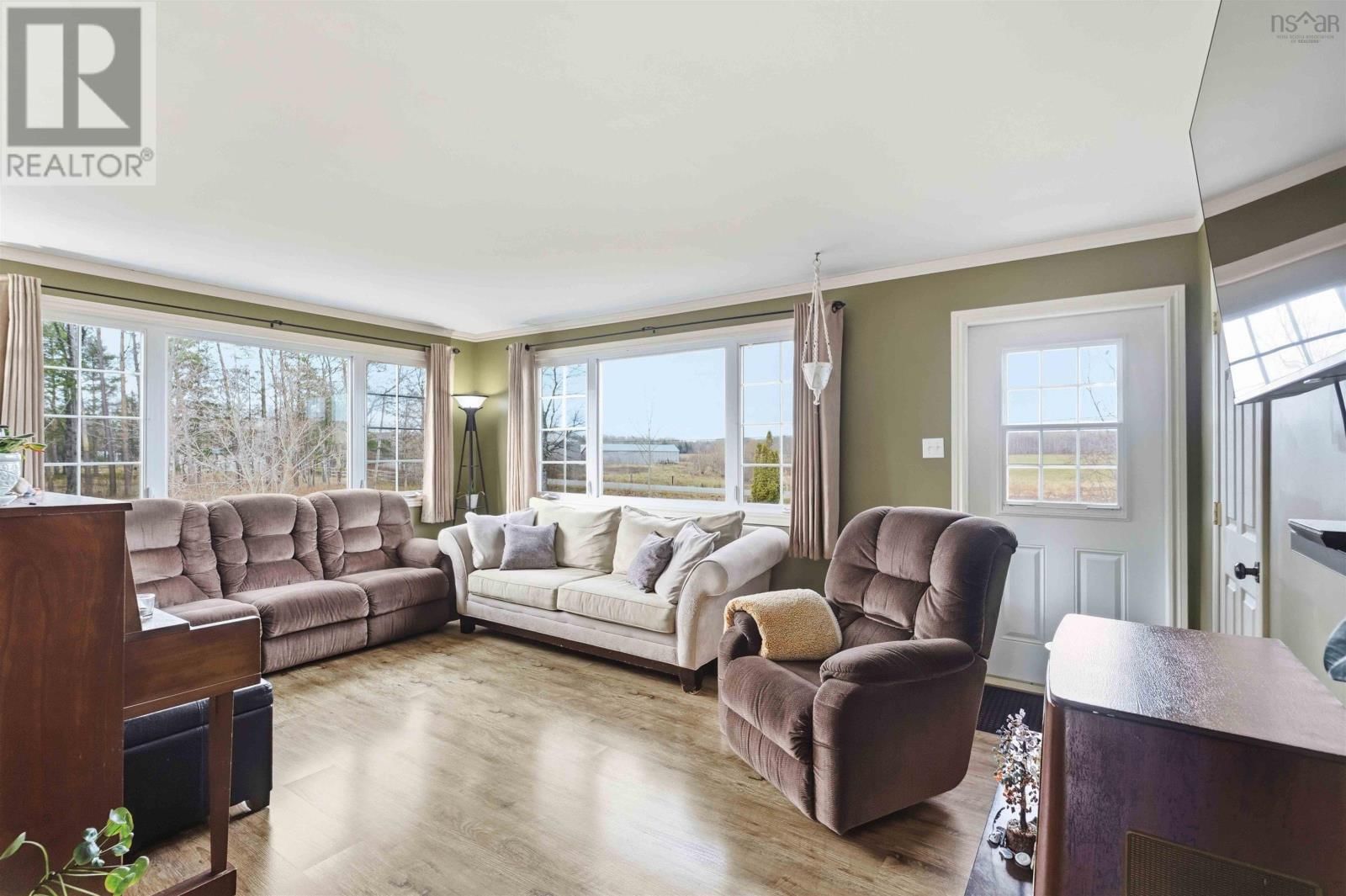 302 FITCH ROAD Image 12