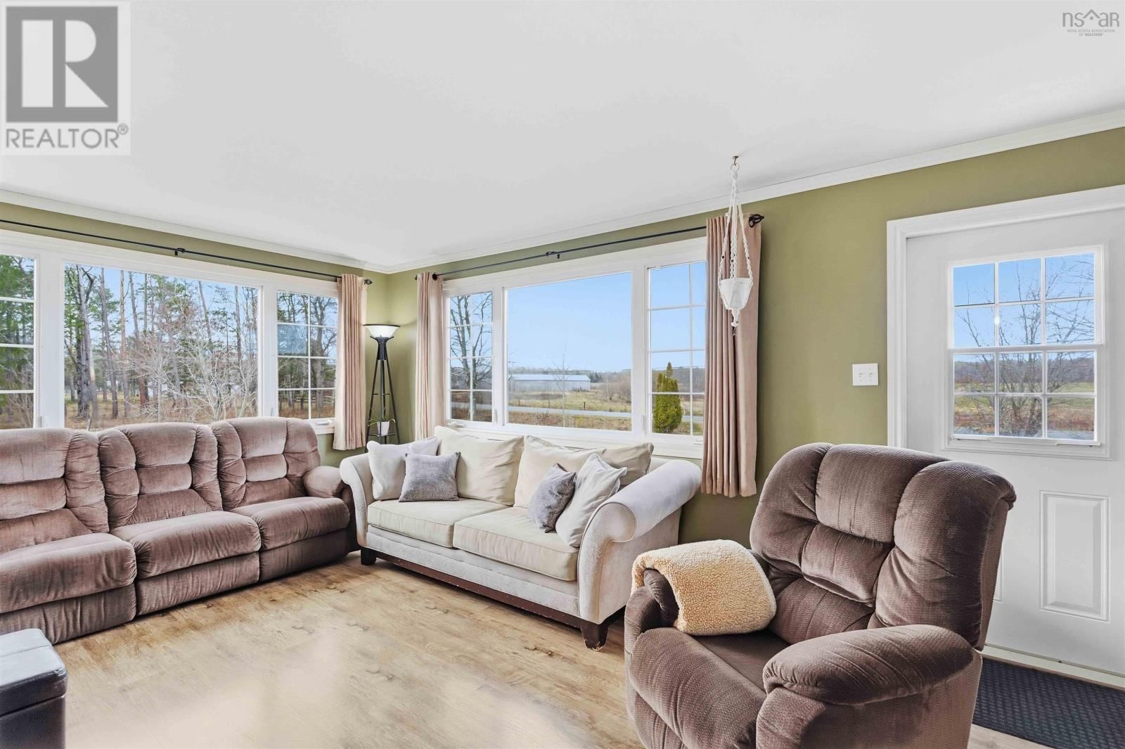 302 FITCH ROAD Image 16