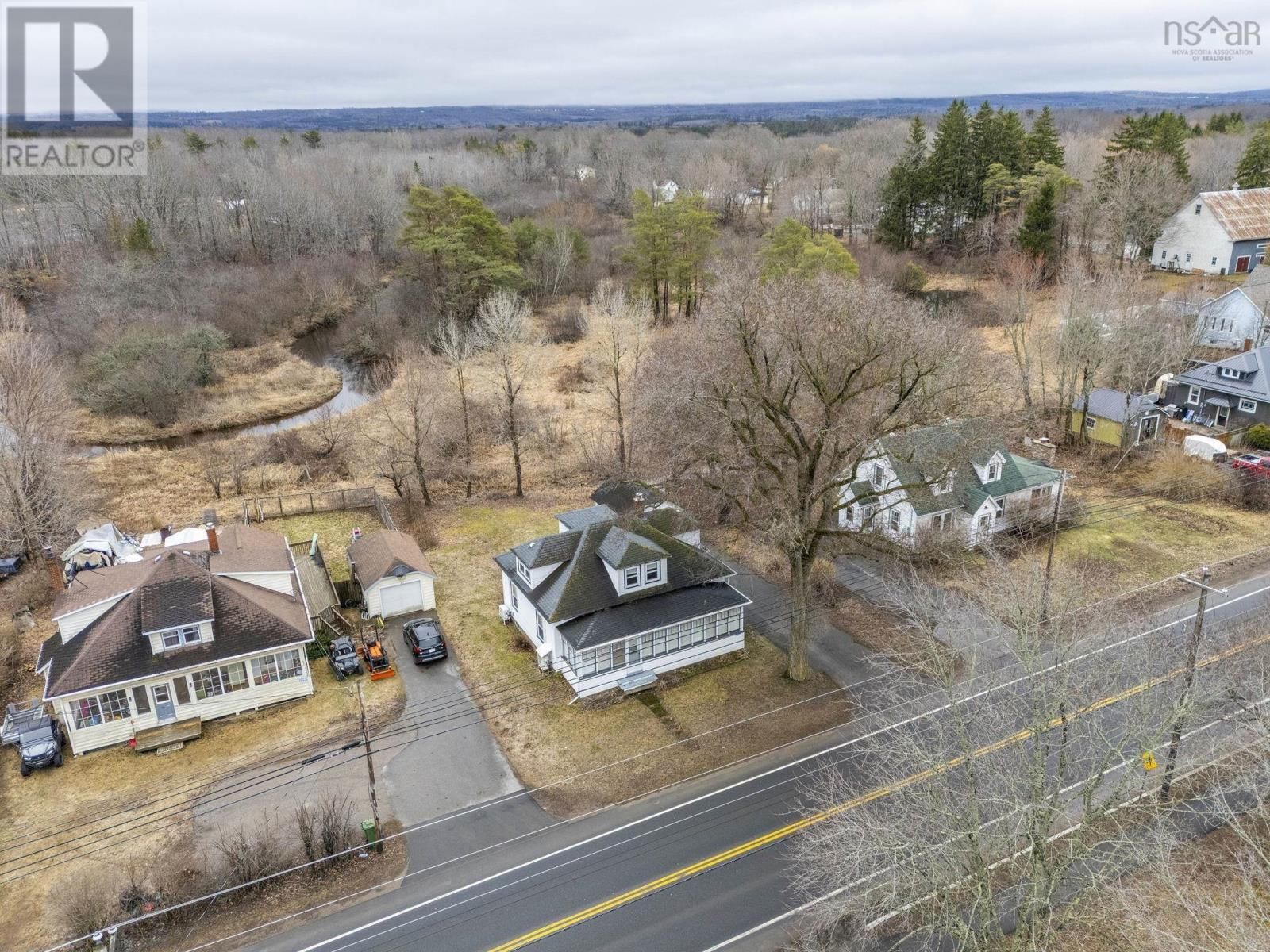 2576 1 HIGHWAY Image 43