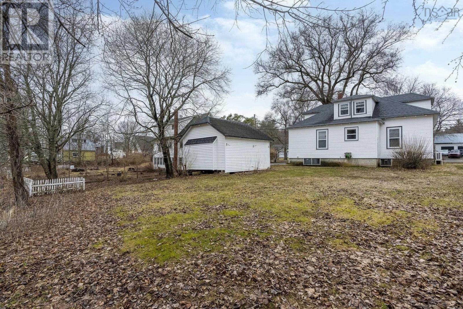 2576 1 HIGHWAY Image 46