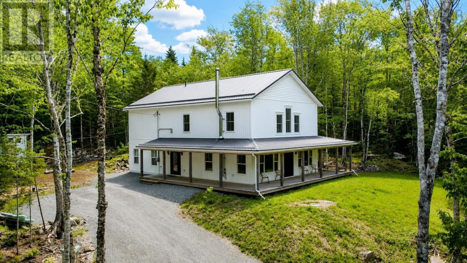 64 Lily Lake Road, Lakelands, Nova Scotia B0N 1Z0