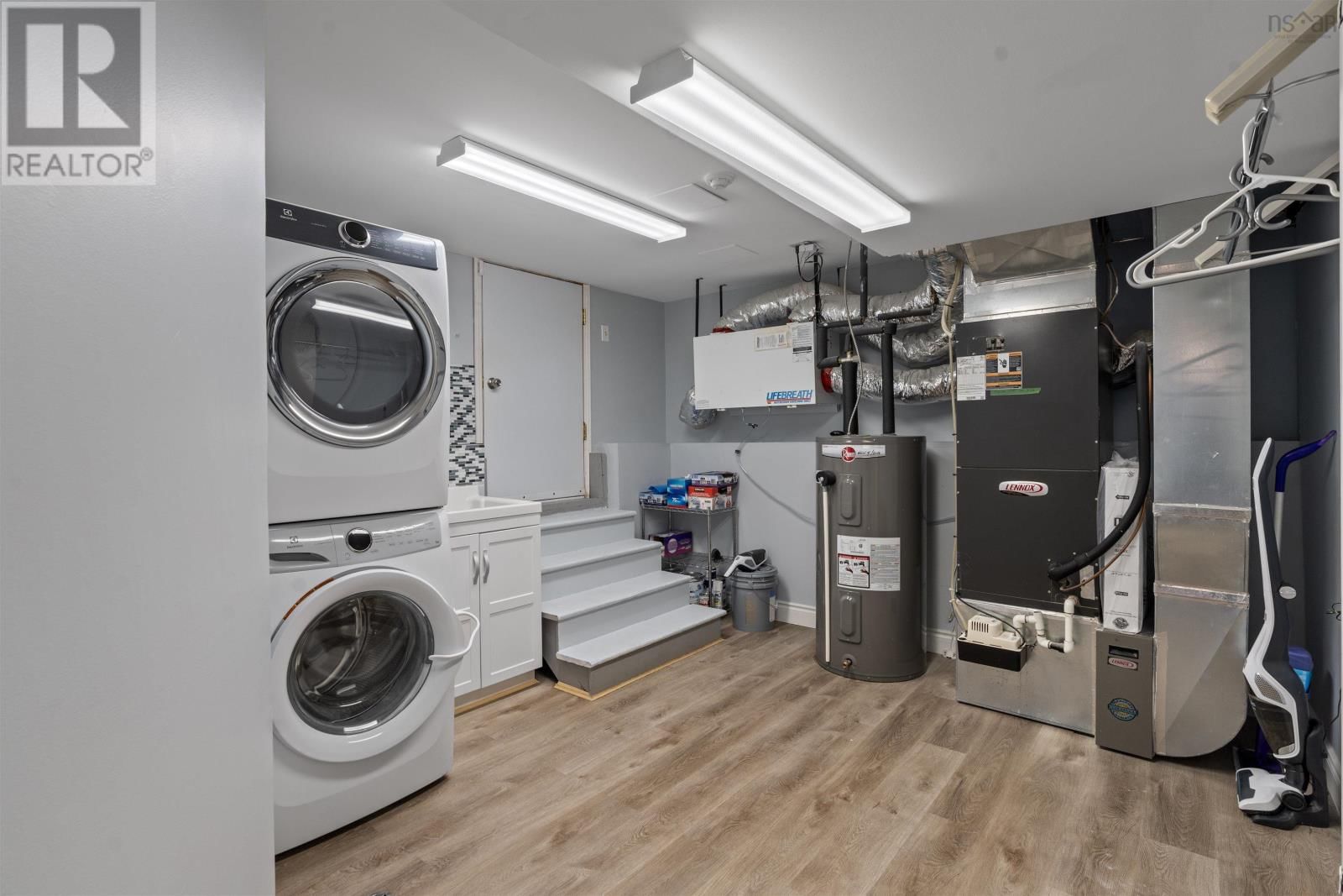 80 WEXFORD ROAD Image 42