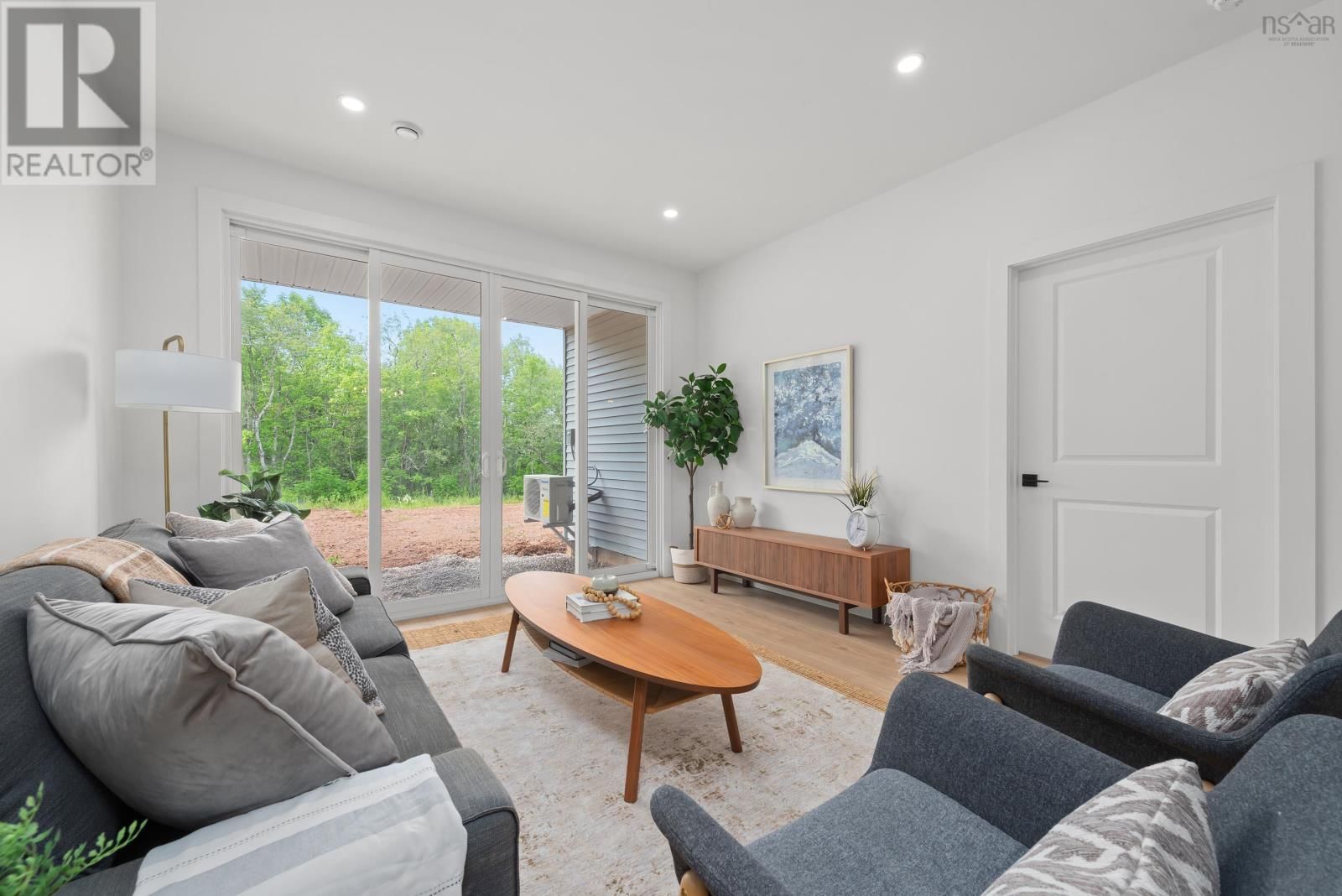 15 SEYVAL DRIVE Image 12