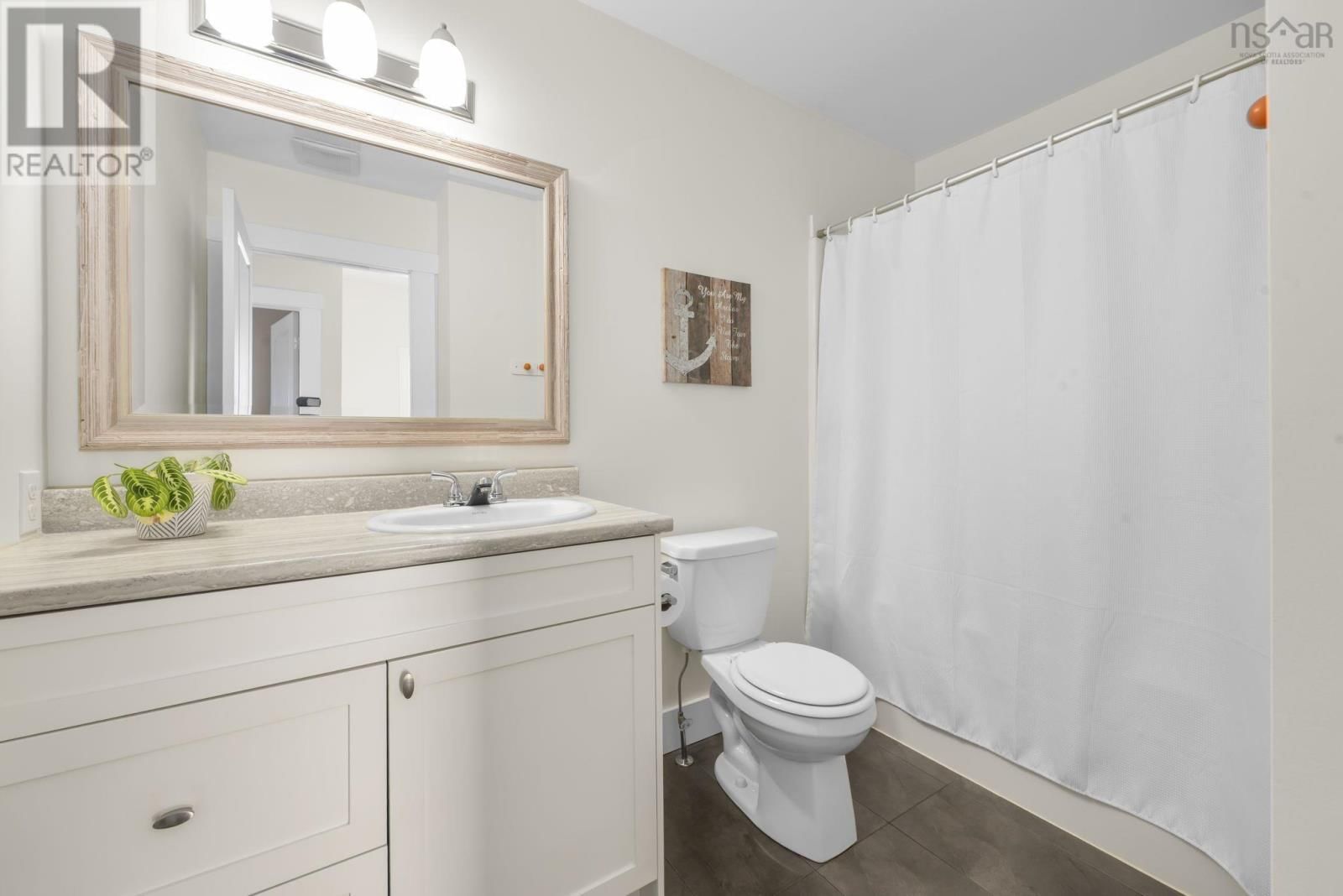 78 BRAMWELL COURT Image 38