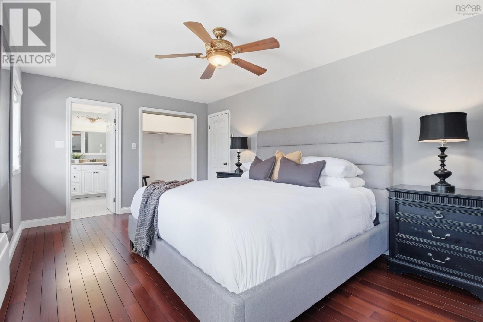 5 PARKVALE CRESCENT Image 22