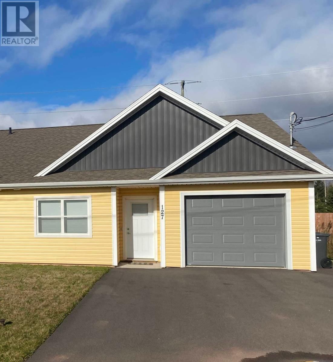127 Oak Drive, Charlottetown, Prince Edward Island C1A 7Y8