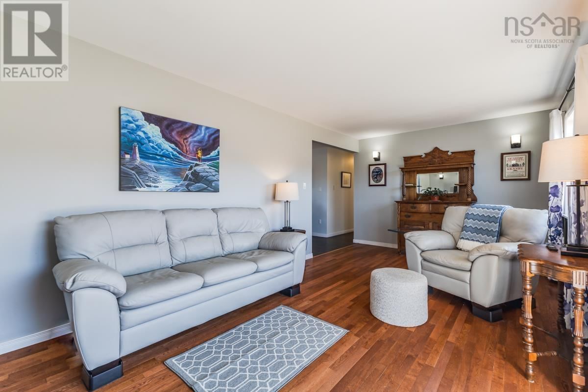 324 VALLEY ROAD Image 17