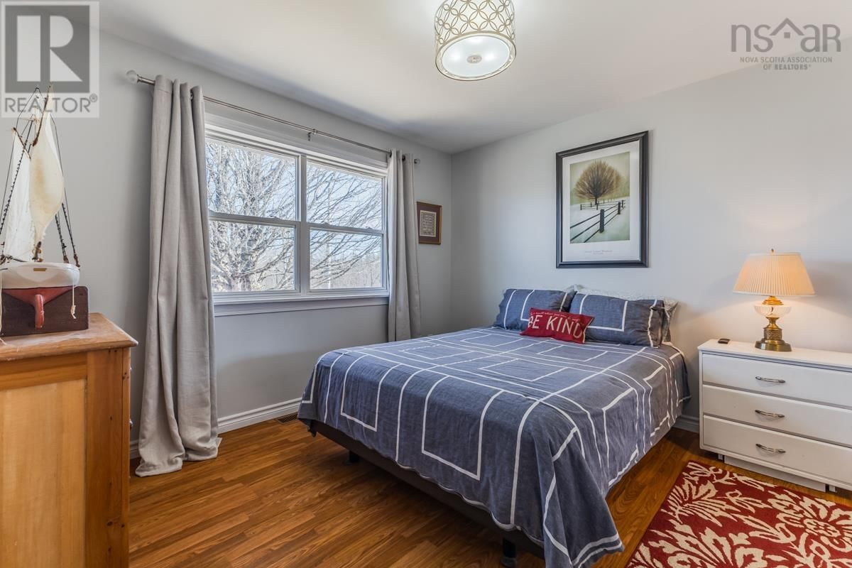 324 VALLEY ROAD Image 31