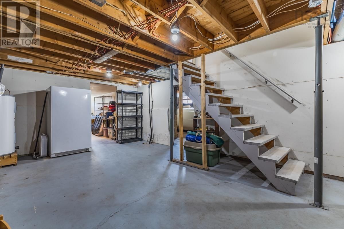 324 VALLEY ROAD Image 33