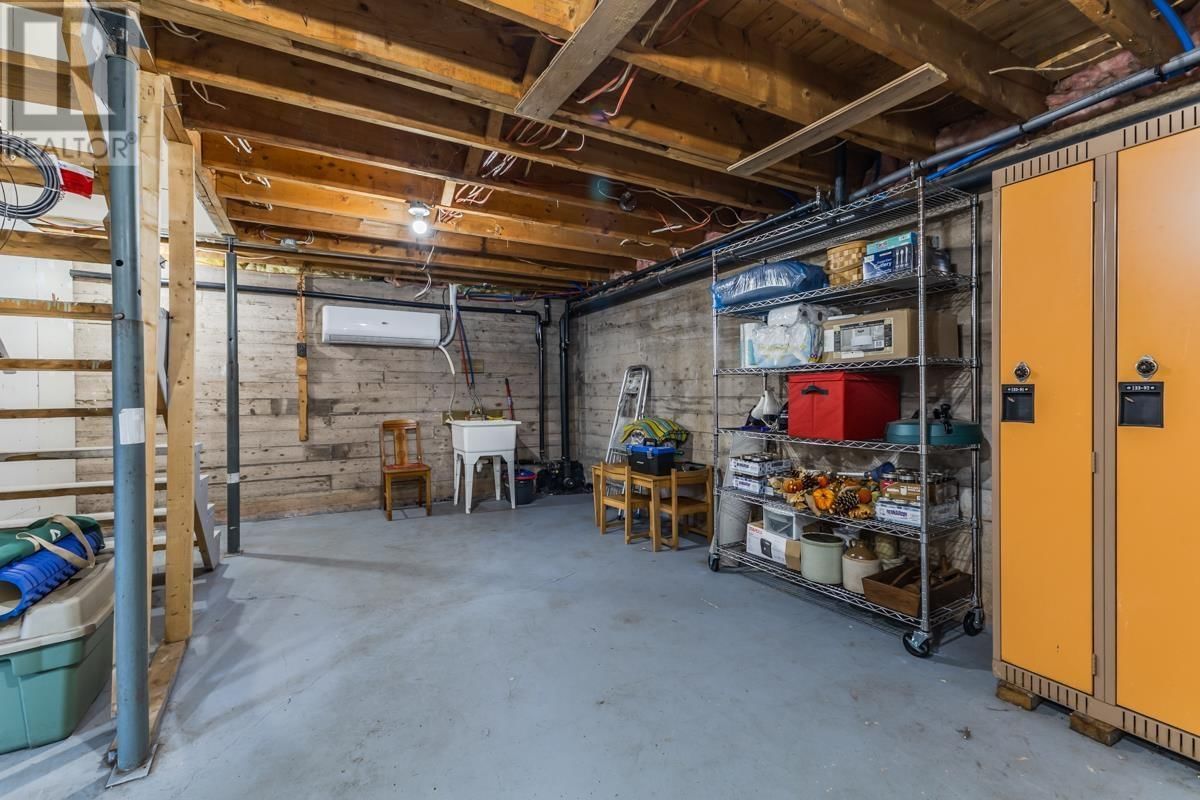 324 VALLEY ROAD Image 35