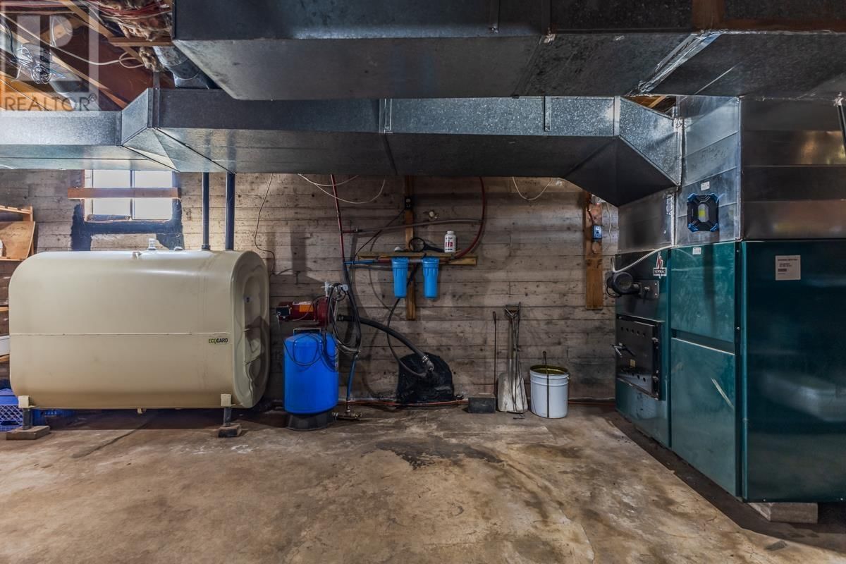 324 VALLEY ROAD Image 39