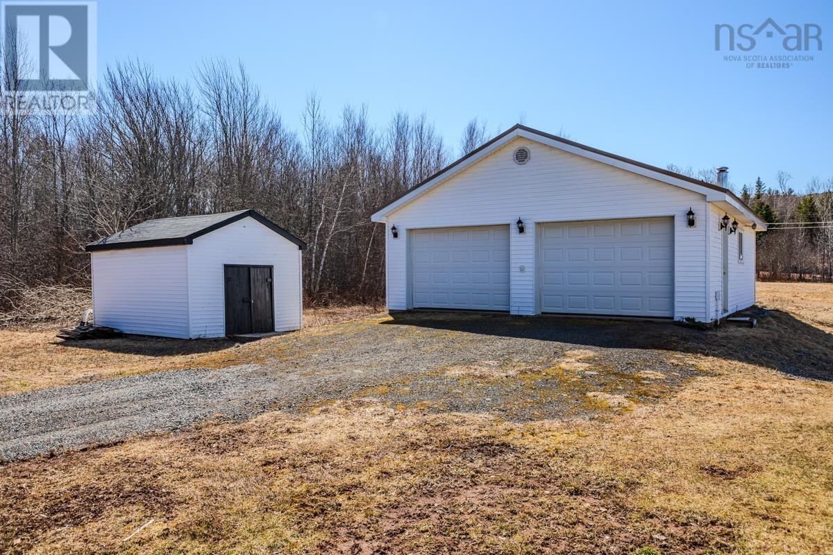 324 VALLEY ROAD Image 41