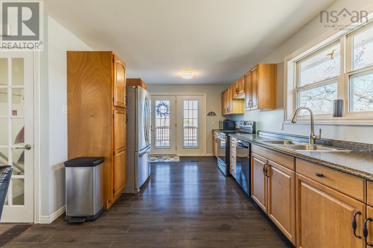 324 VALLEY ROAD Image 5