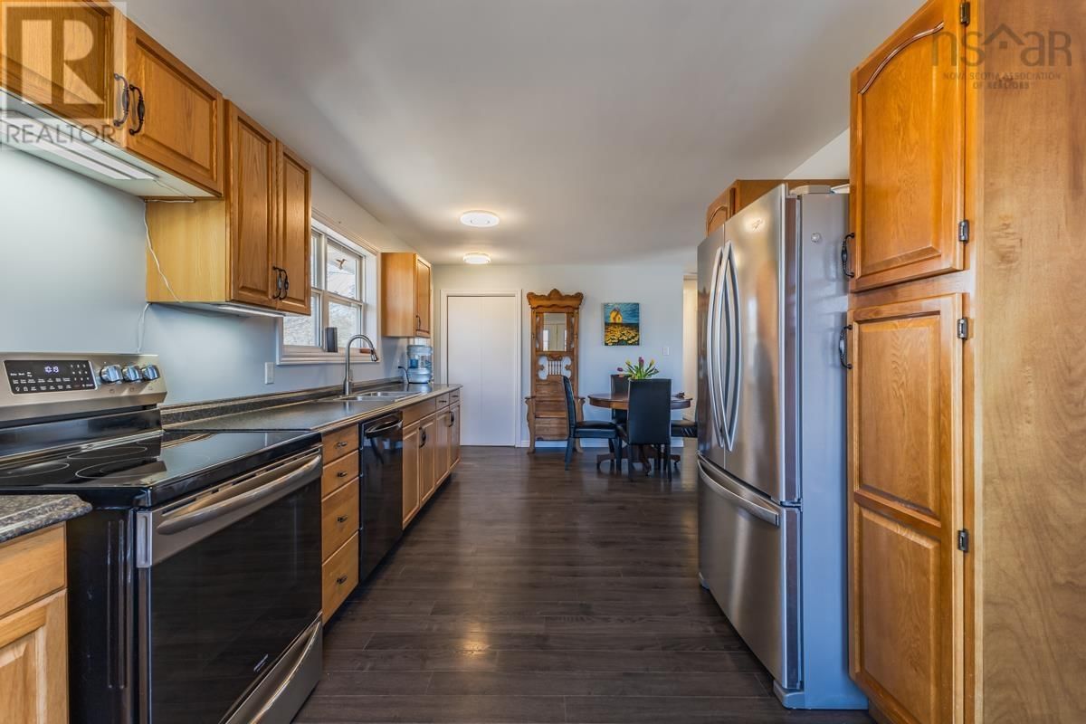 324 VALLEY ROAD Image 9