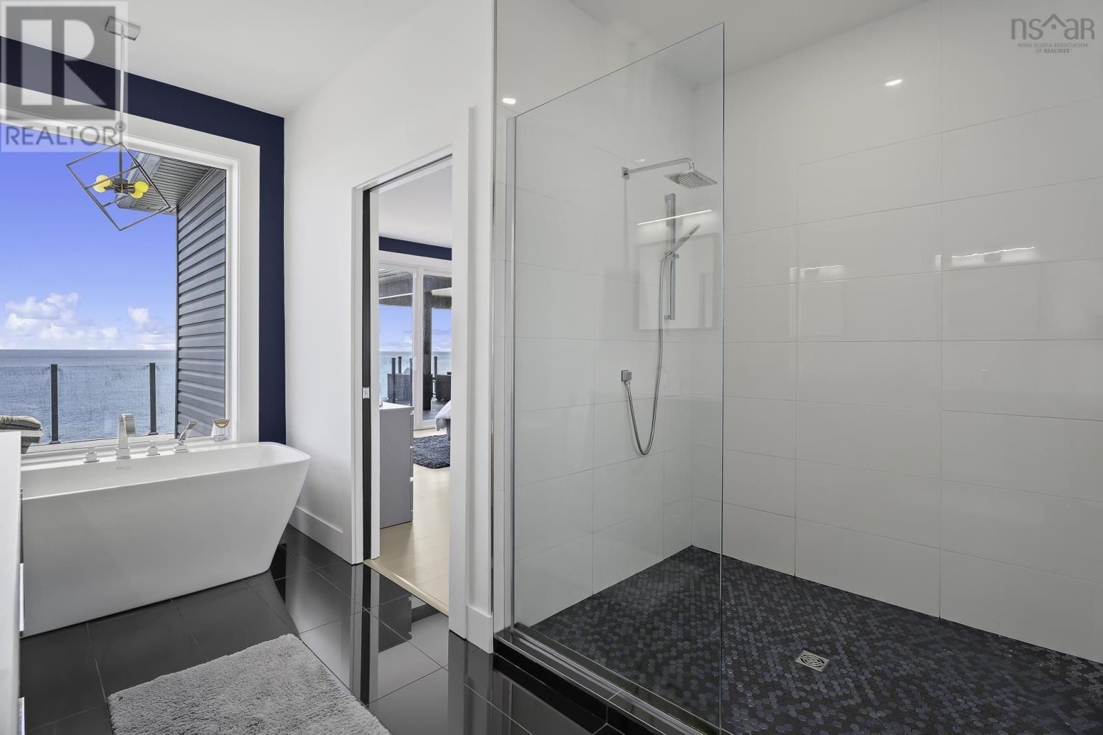 520 KETCH HARBOUR ROAD Image 28