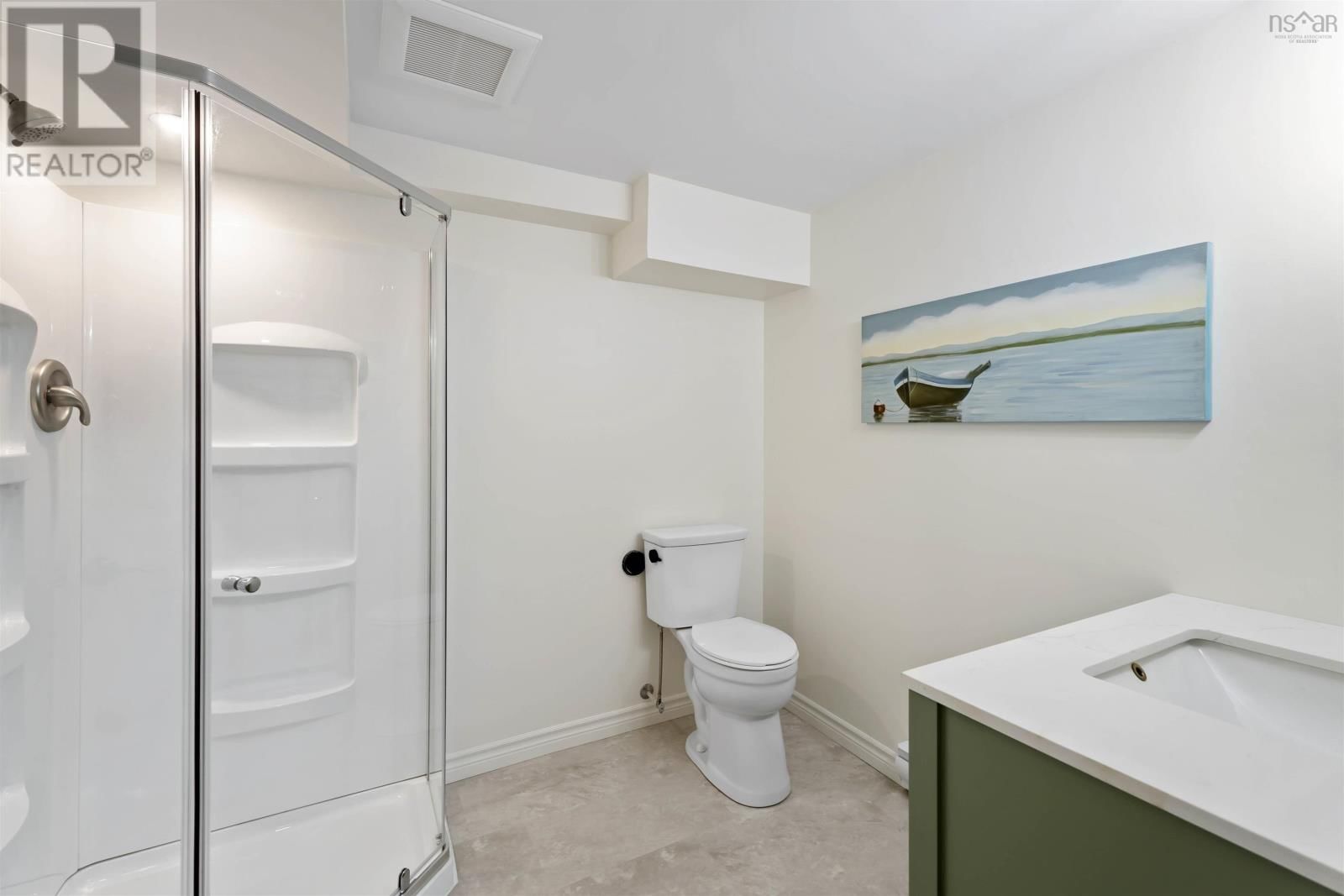 380 HALL ROAD Image 19