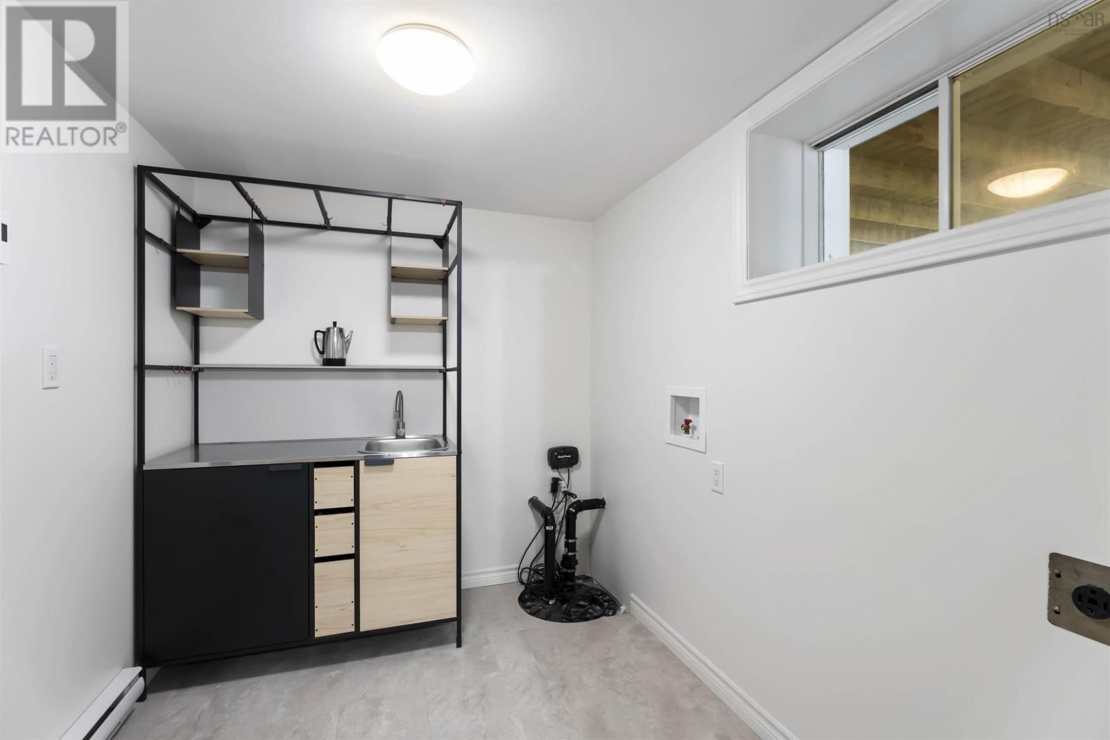 380 HALL ROAD Image 20