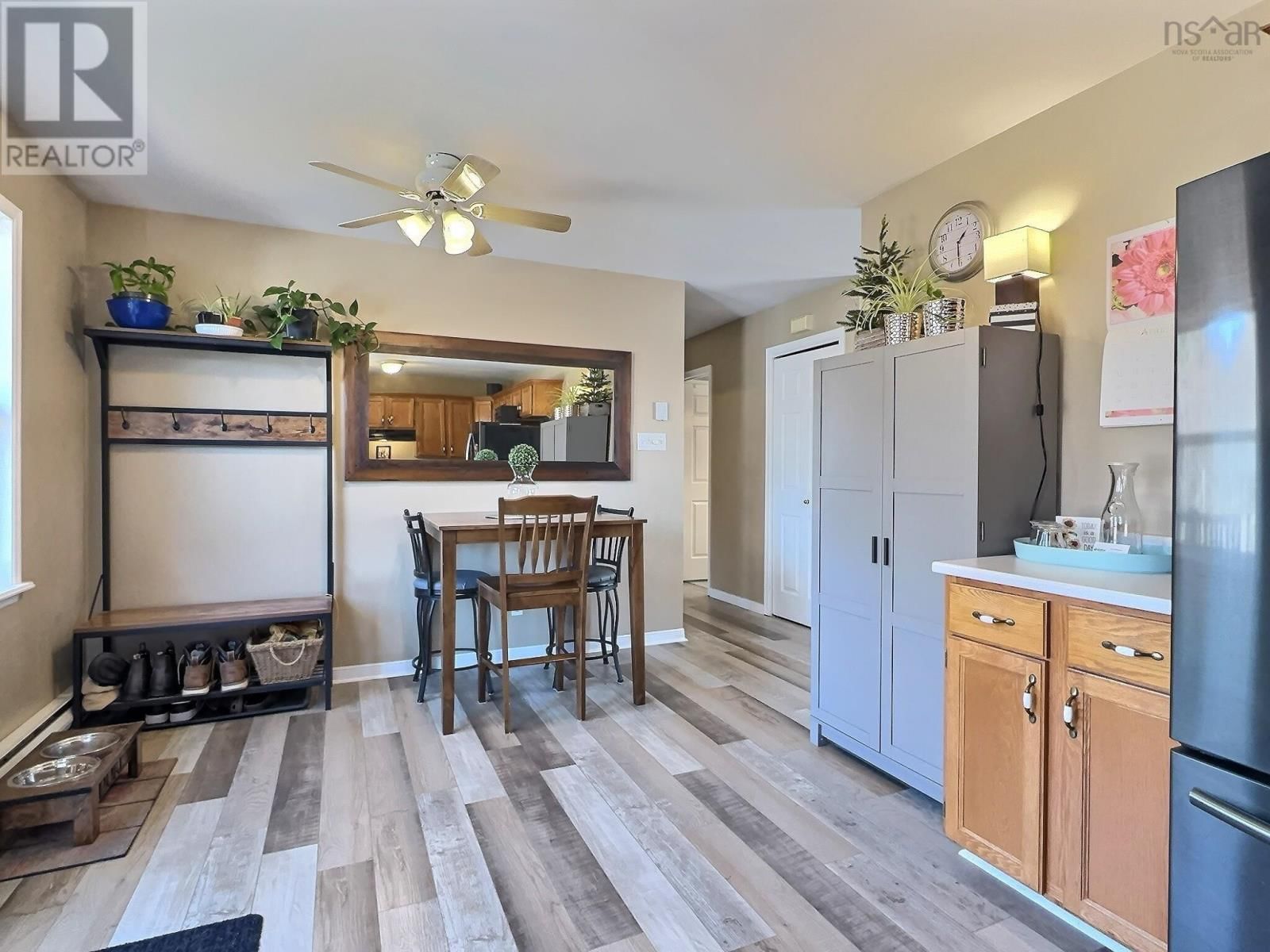 17 MENLOW COURT Image 5