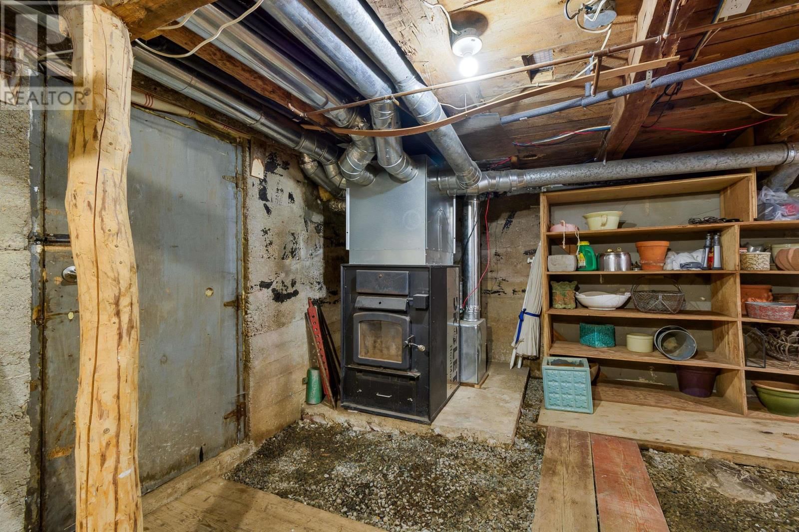 2660 LOCH LOMOND ROAD Image 46