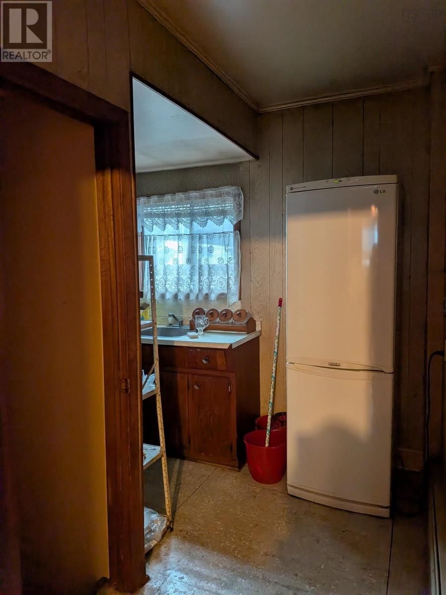 5655 MACARA STREET NORTH Image 12