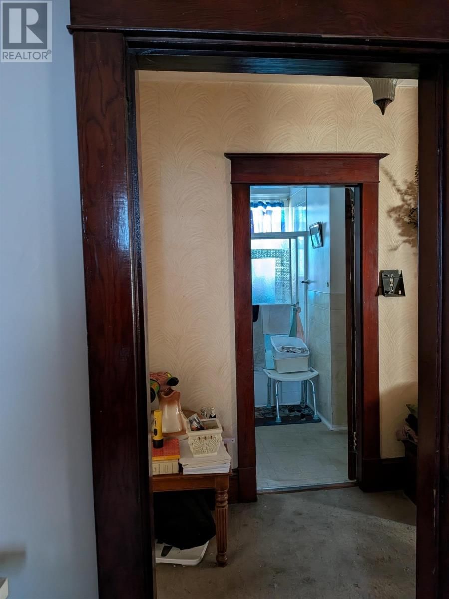 5655 MACARA STREET NORTH Image 13