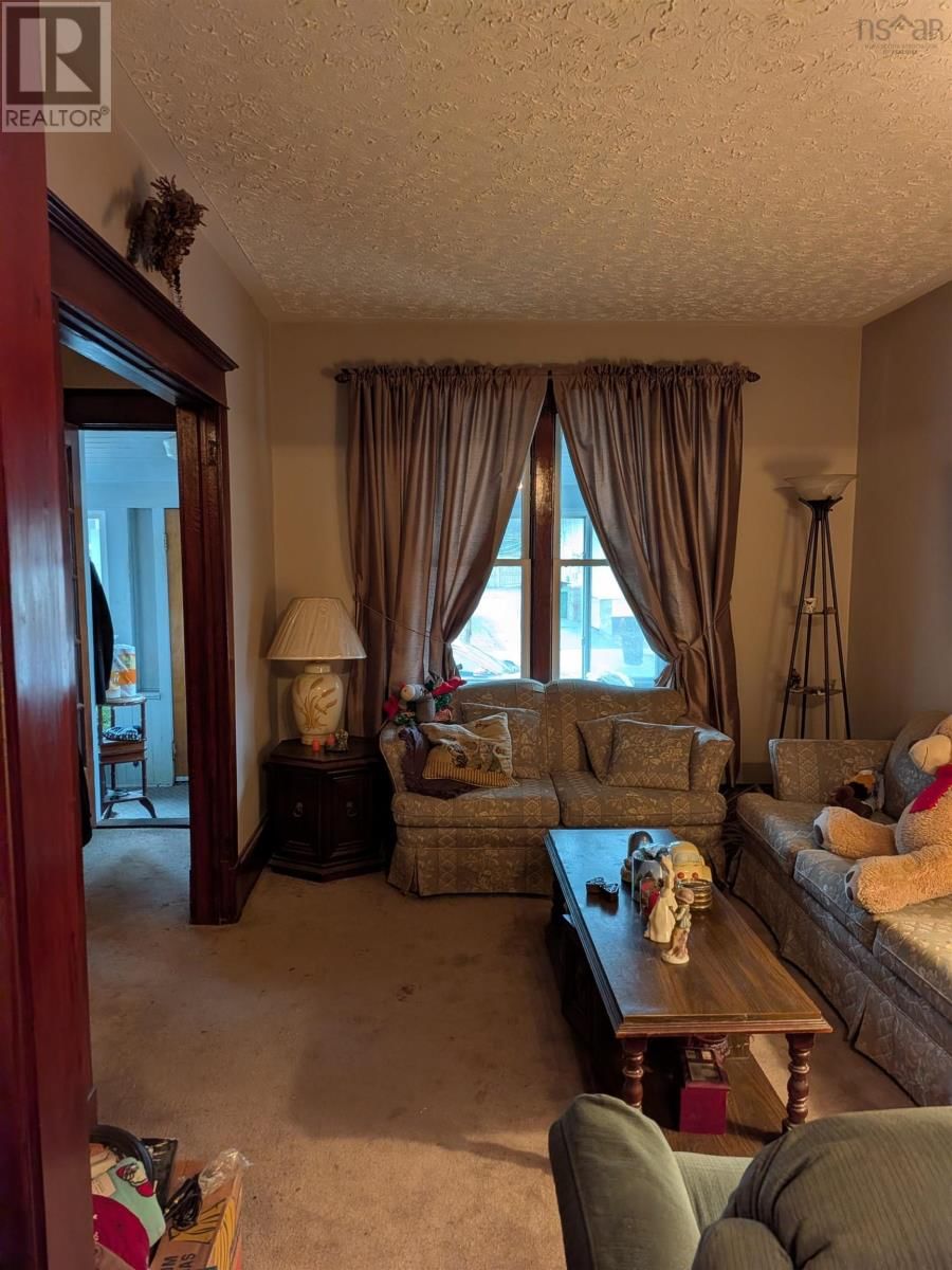 5655 MACARA STREET NORTH Image 15