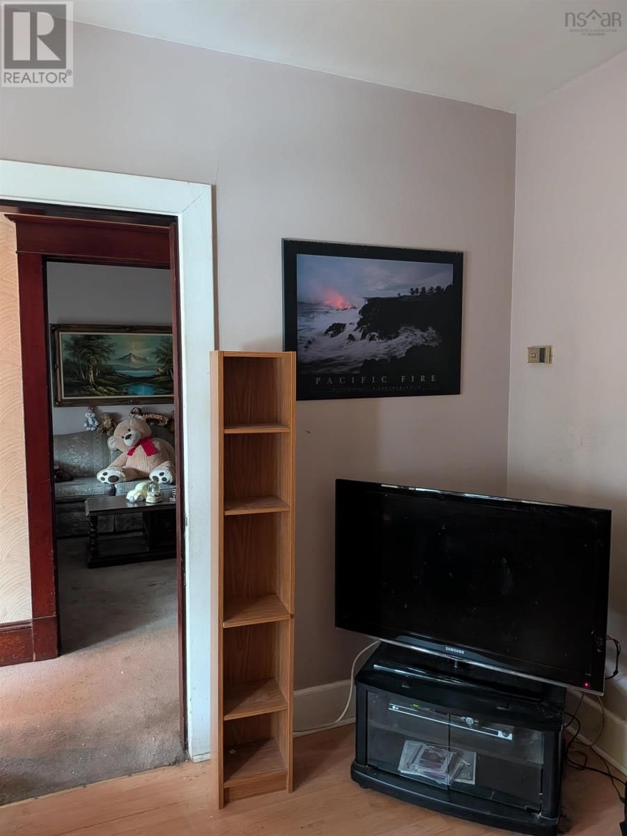 5655 MACARA STREET NORTH Image 20