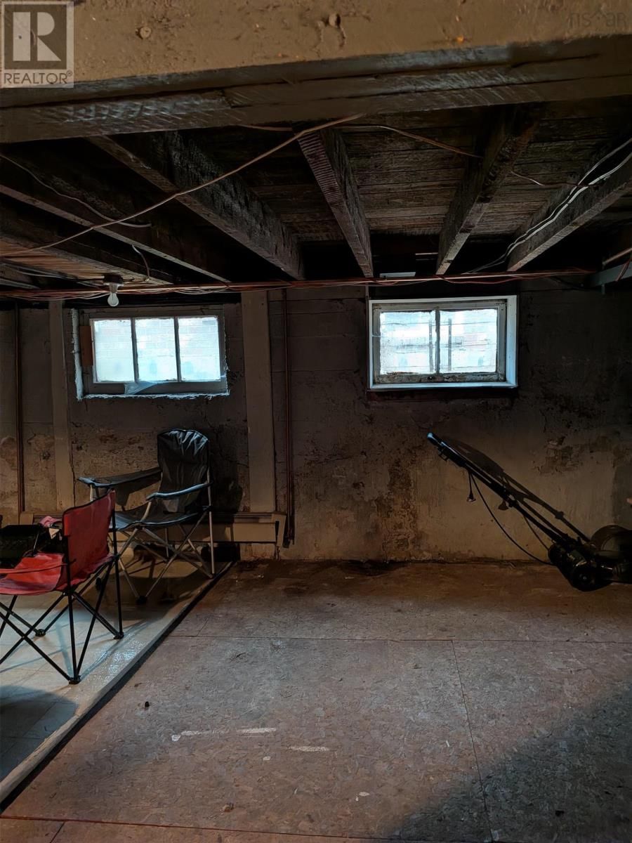 5655 MACARA STREET NORTH Image 33