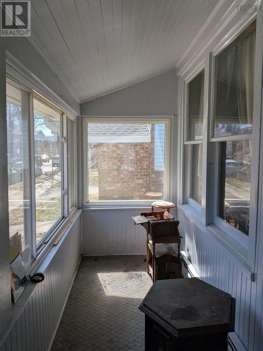 5655 MACARA STREET NORTH Image 5