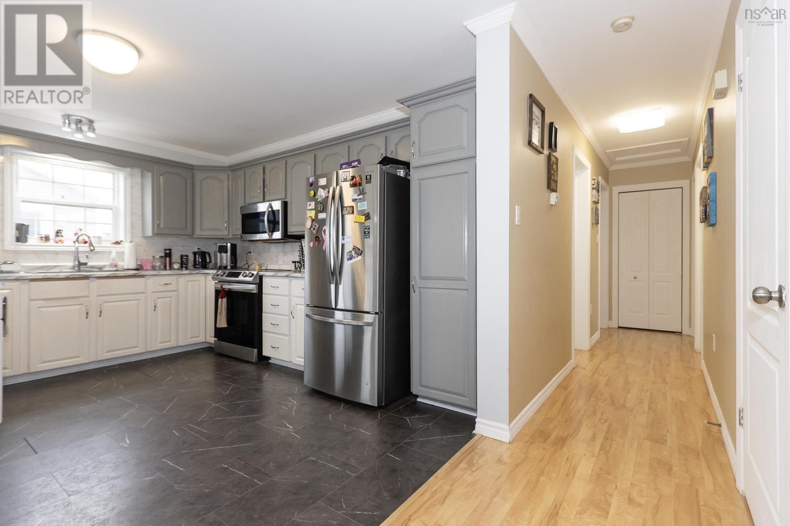 1 CASPER COURT Image 20