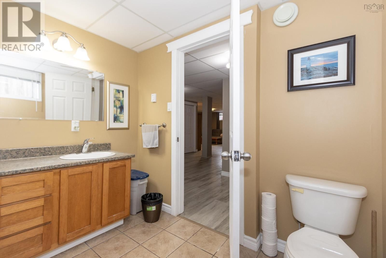 1 CASPER COURT Image 39