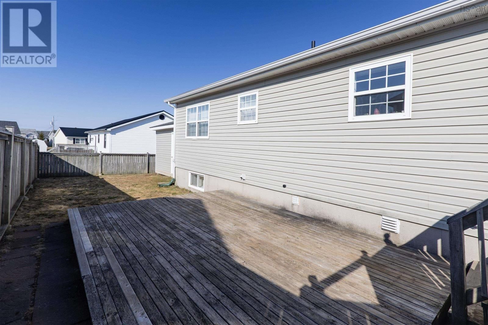 1 CASPER COURT Image 43