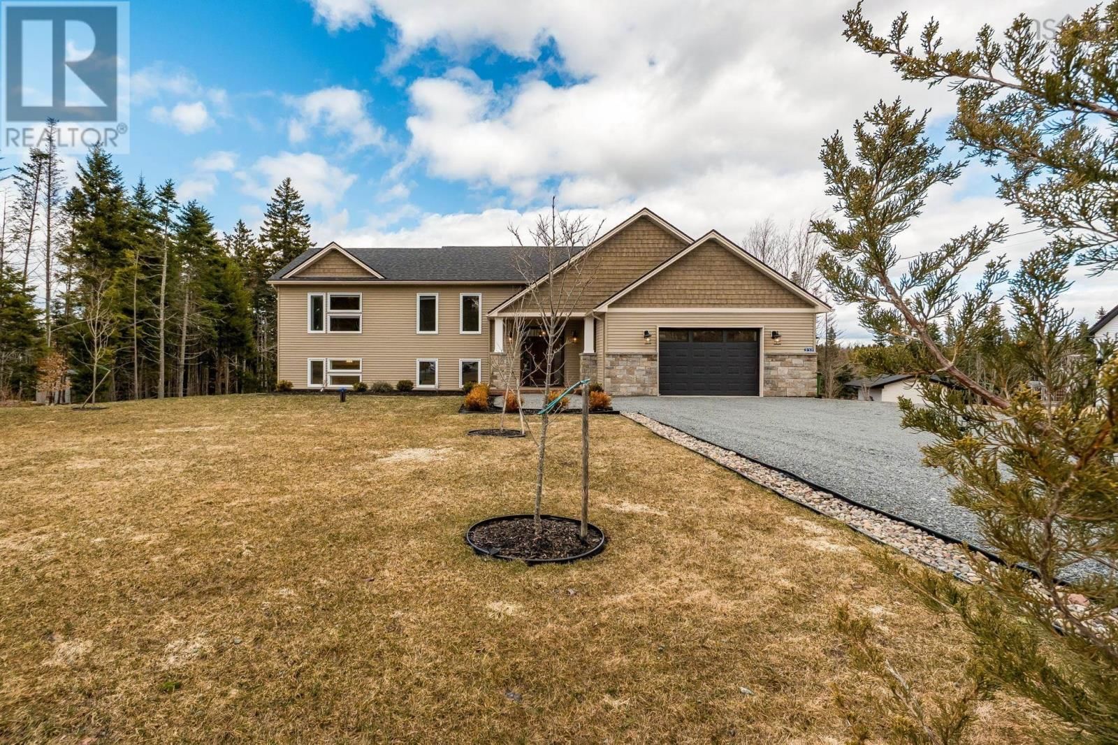 237 Magenta Drive, Middle Sackville, Nova Scotia B4E 0M7
