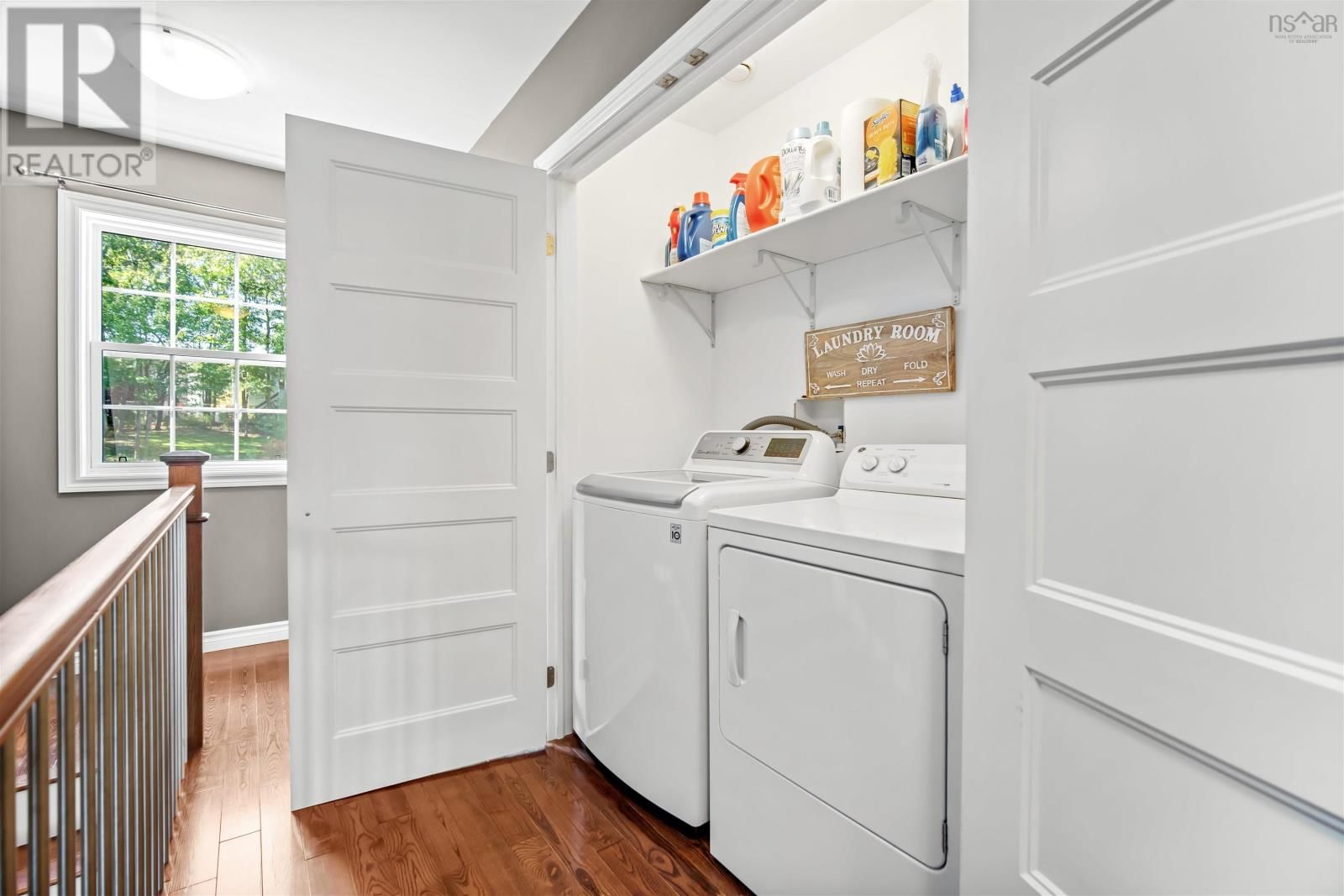 31 ST. MICHAELS AVENUE Image 40