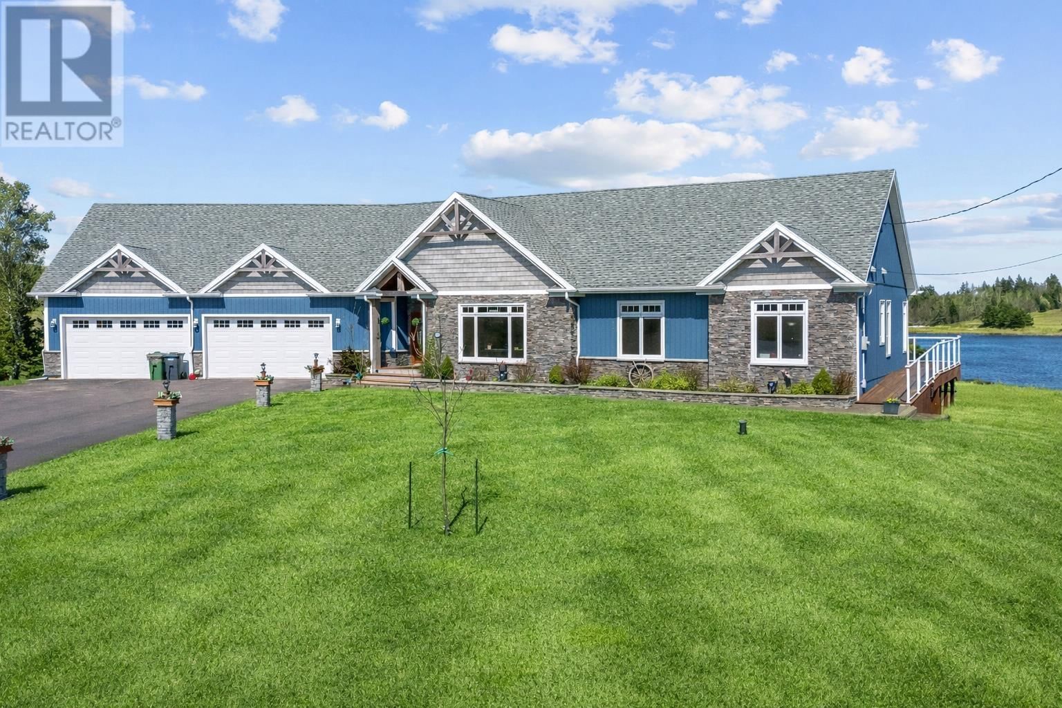 77 Highland View Drive, New Glasgow, Prince Edward Island C0A 1N0