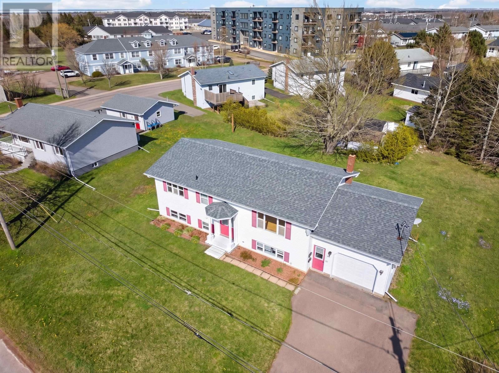 371 Brophy Avenue, Summerside, Prince Edward Island C1N 5N8