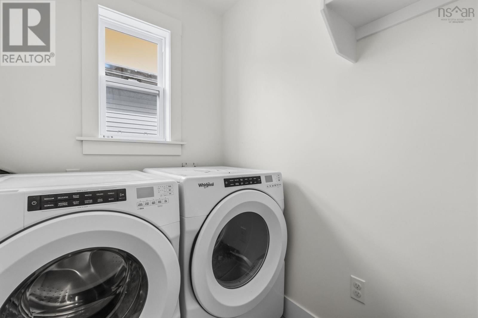 185 TITANIUM CRESCENT Image 16