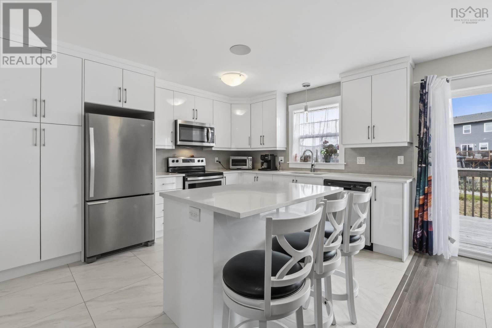 185 TITANIUM CRESCENT Image 8