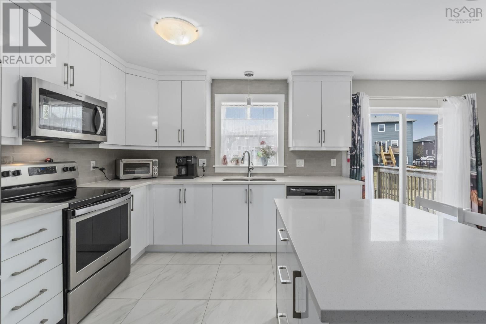 185 TITANIUM CRESCENT Image 9