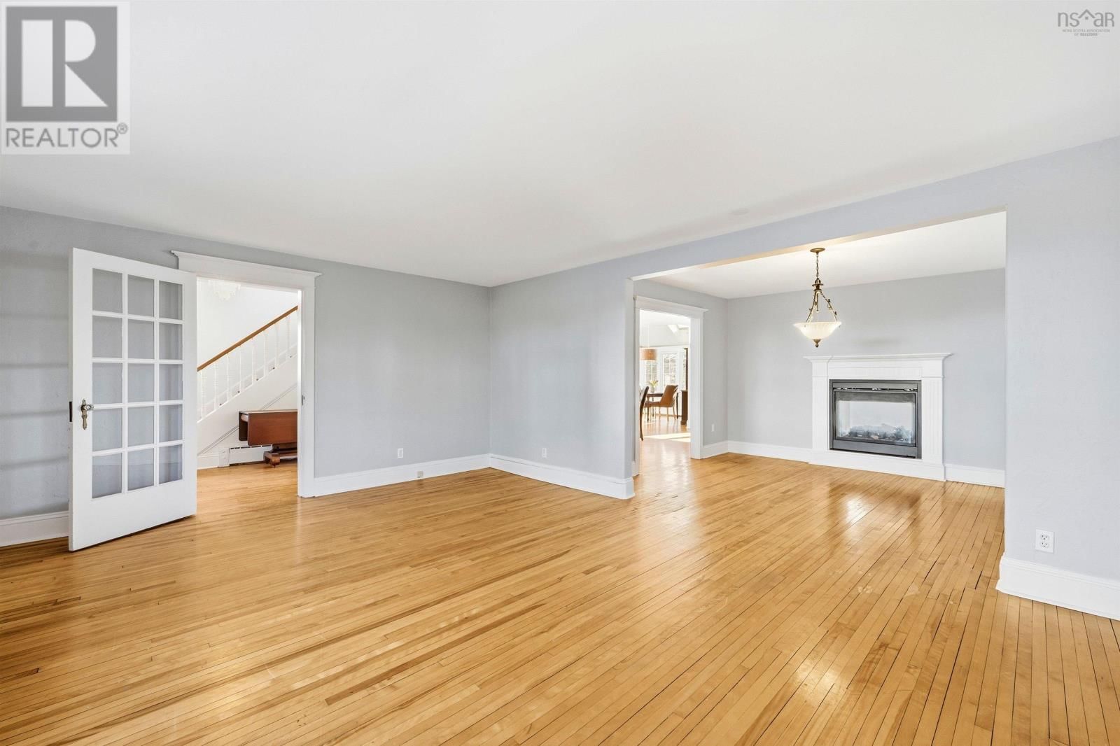 1638 BEECH STREET Image 6