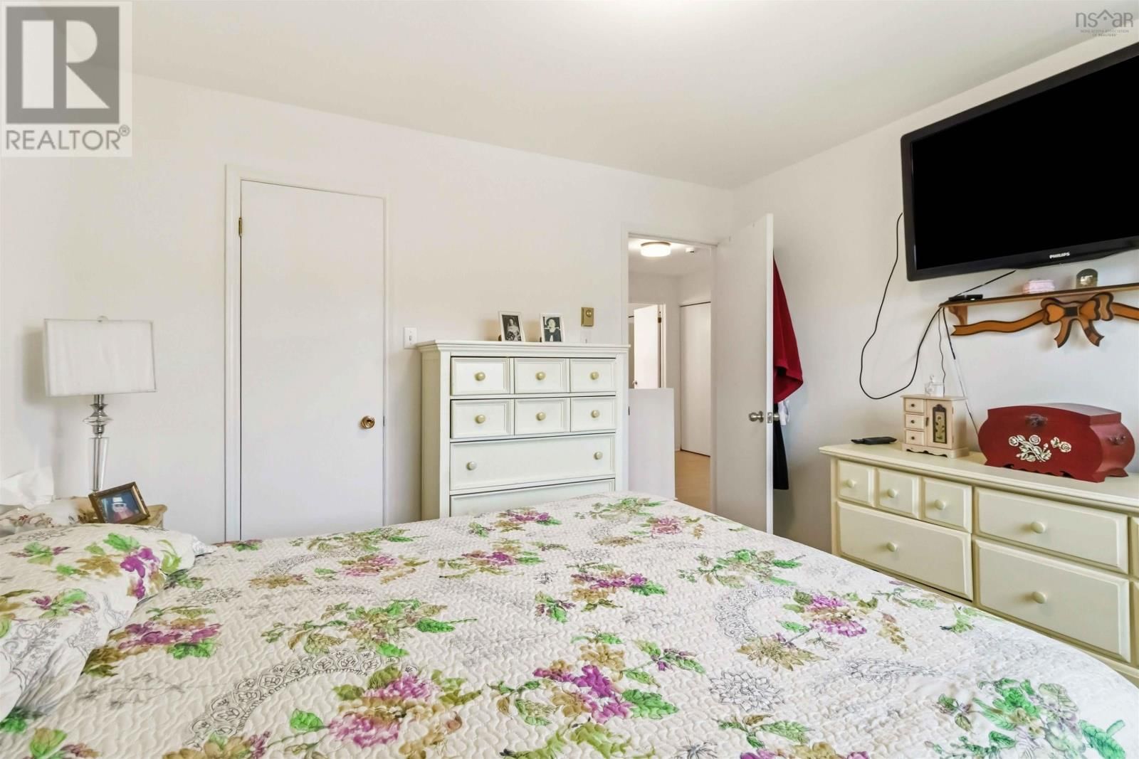 33 OSBORNE DRIVE Image 24