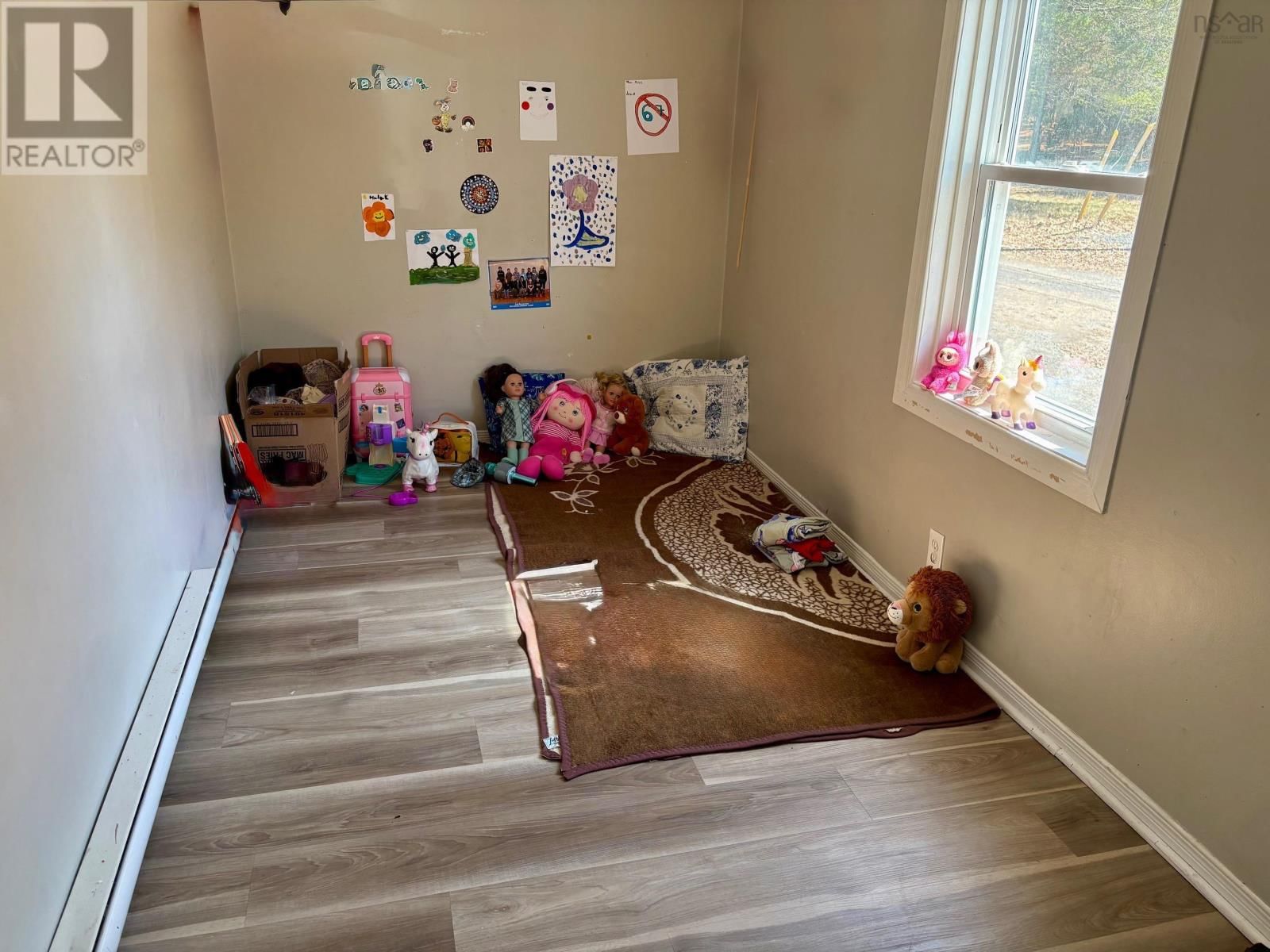 635 FACULTY DRIVE Image 20