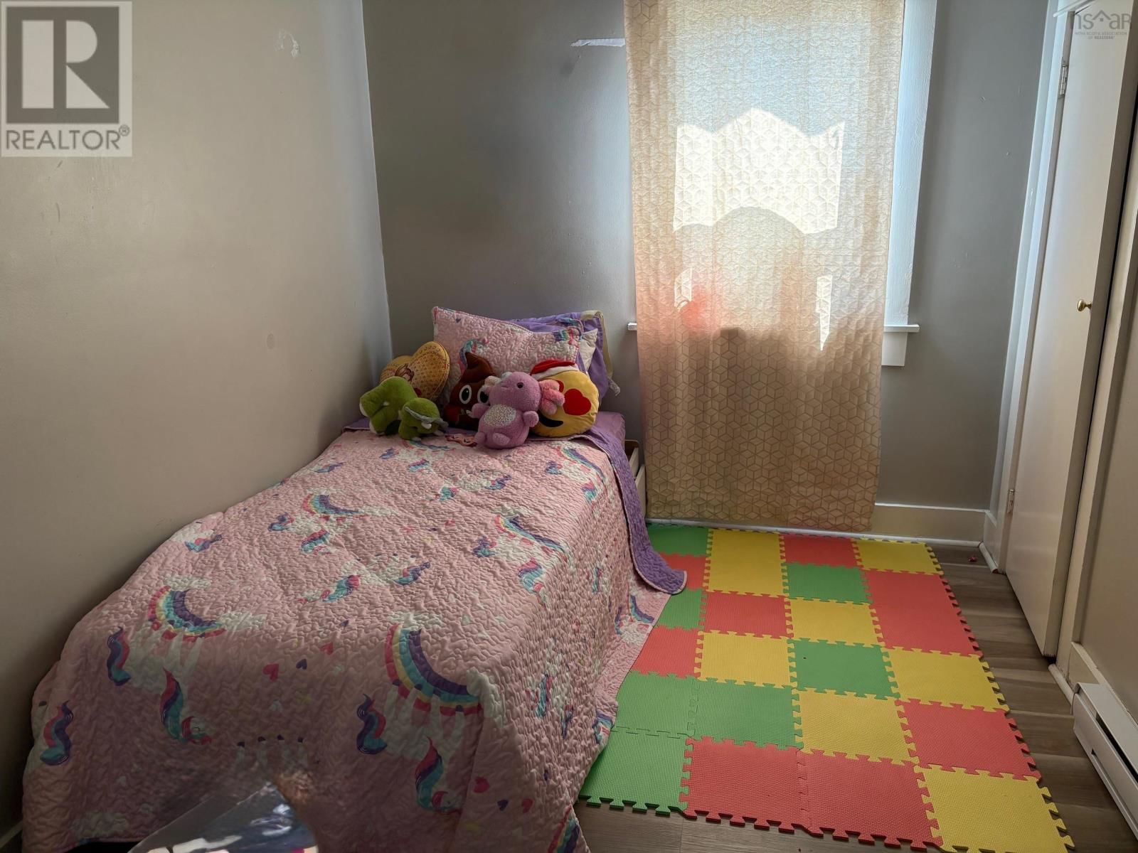 635 FACULTY DRIVE Image 24