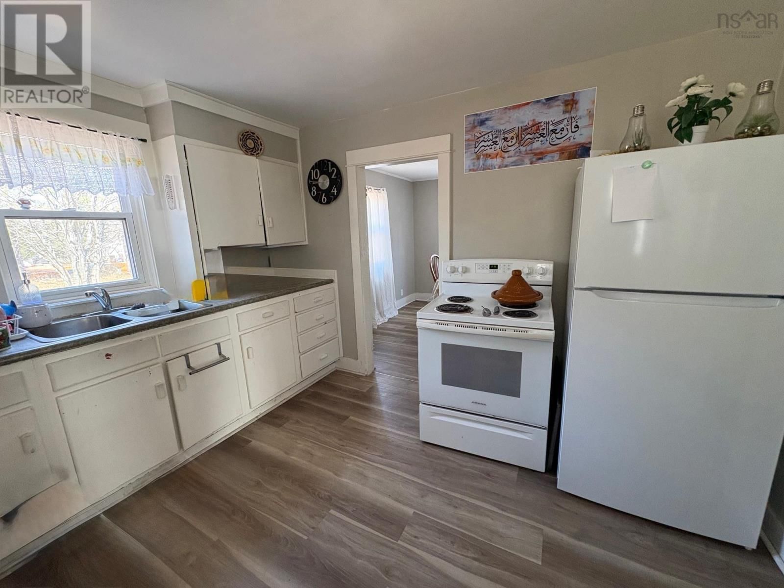 635 FACULTY DRIVE Image 7